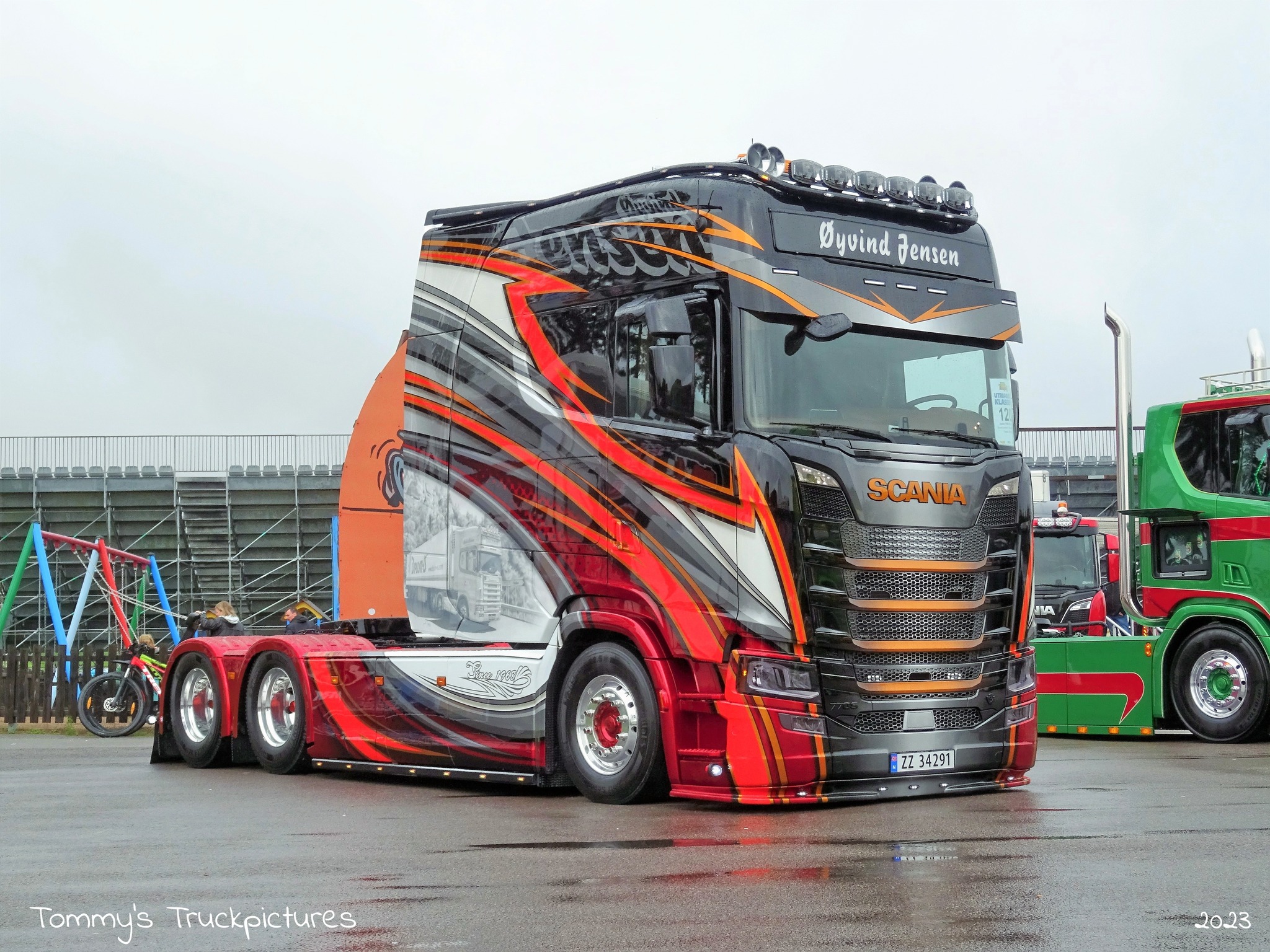 scania-770s-longline-voor-yvind-jensen